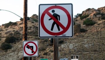 Santa Ana, CA - Man Killed in Pedestrian Crash on 5 Fwy.