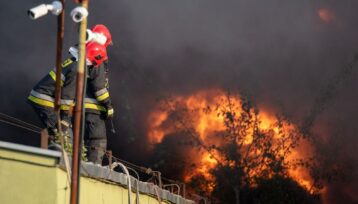 El Monte, CA - One Injured in Commercial Building Fire on Enloe St