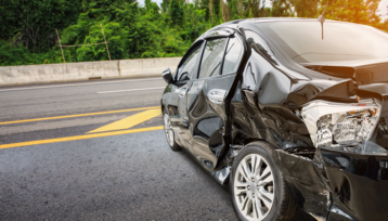 Los Angeles, CA – Serious Injury Car Crash at Normandie Pl & Oakwood Ave