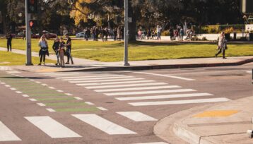 Los Angeles, CA - Serious Pedestrian Injury in Crash at E 48th St & S Central Ave